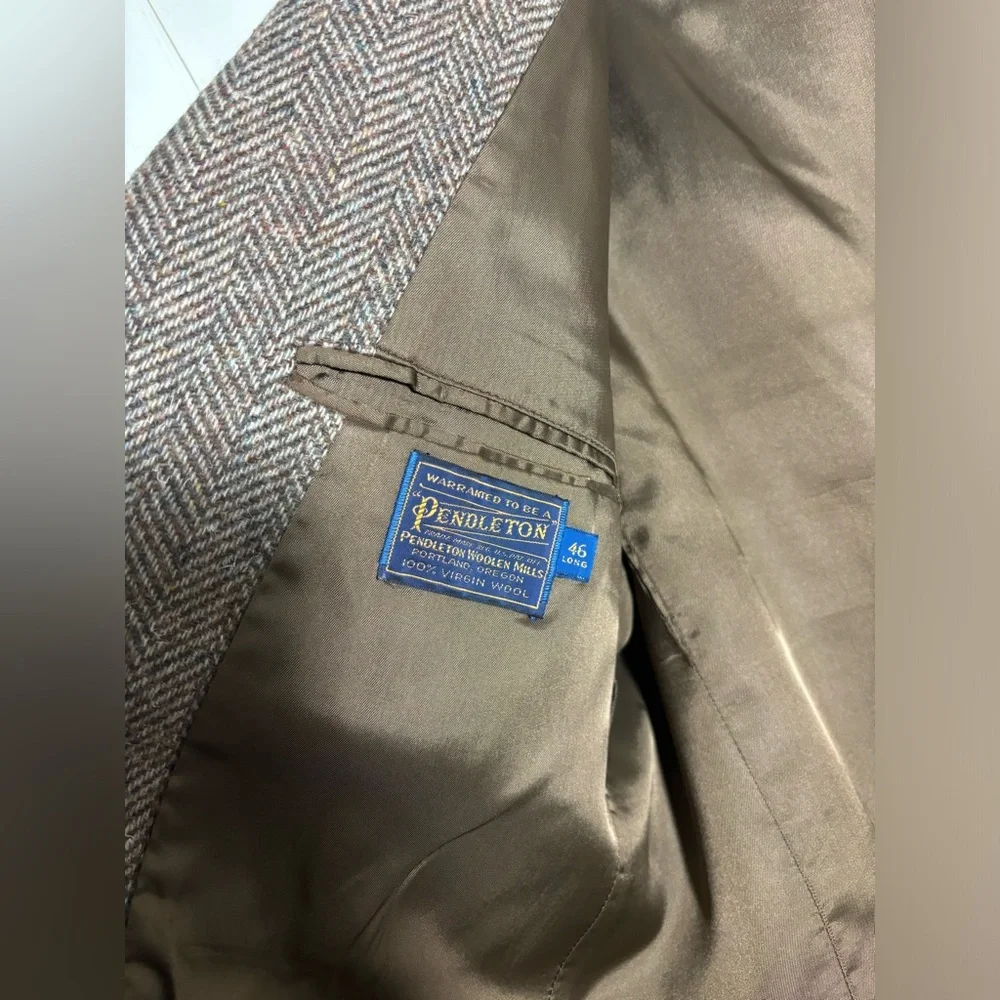 Vintage Pendleton Brown Herringbone Blazer with Tan Suede Yokes - Picture 5 of 8